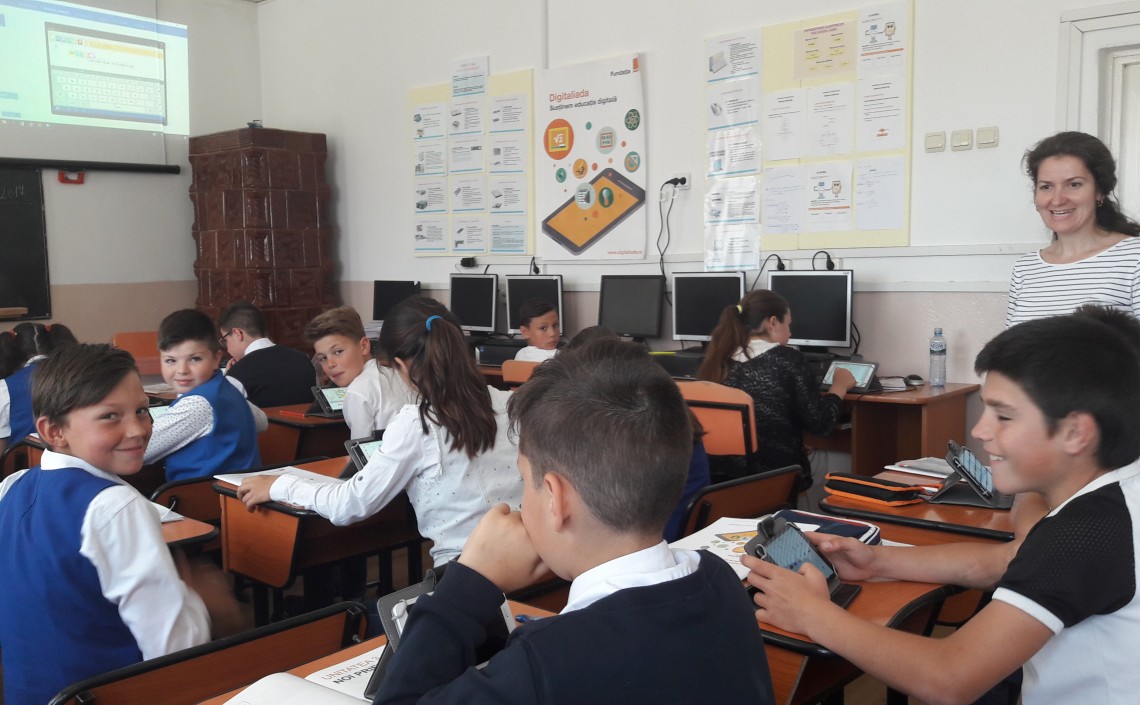 Nicu Lefter, viceprimarul comunei Piscu: Copiii sunt încântați să lucreze pe tablete