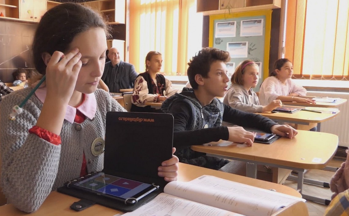 În vizită la Liceul Tehnologic “Sf. Dimitrie” Teregova - locul unde digitalul schimbă mentalități