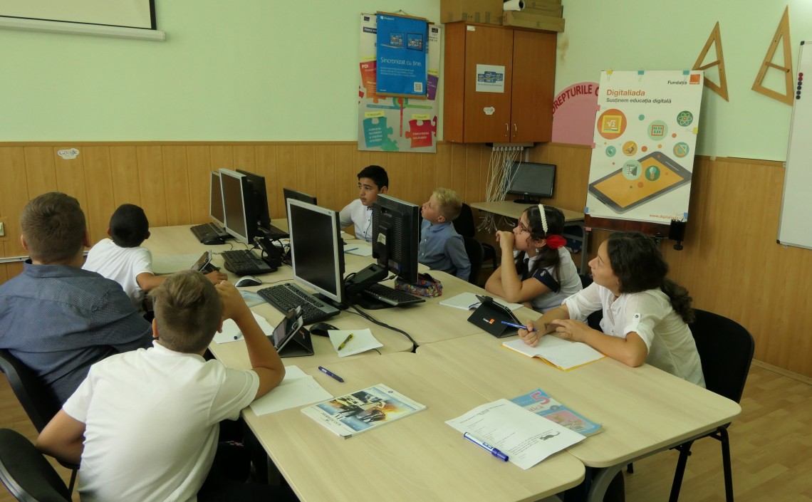În vizită la Școala Gimnazială Nr. 1 Dragoș Vodă, județul Călărași, la un an de implementare a proiectului Digitaliada