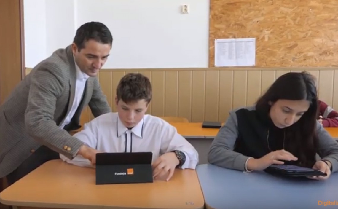 „Poate elevii au soluții mai bune decât noi”, spune directorul Școlii Sânpetru