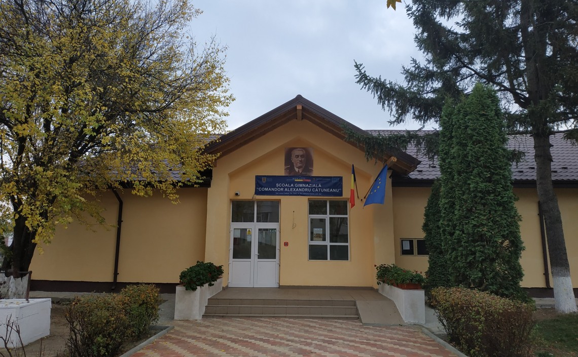 Școala Gimnazială „Comandor Alexandru Cătuneanu” Lunca Cetățuii